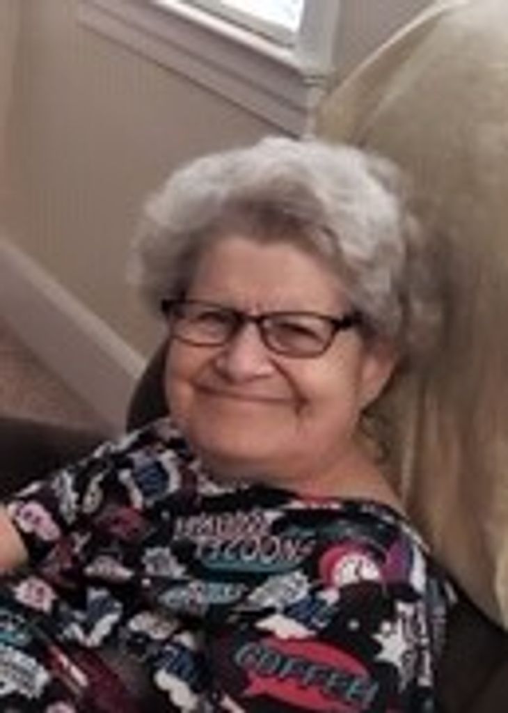 Deloris "Dee" Hamilton