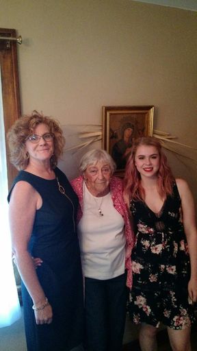 Lorraine Marie (Stee)  Hartwig photo gallery thumbnail 8 of 79