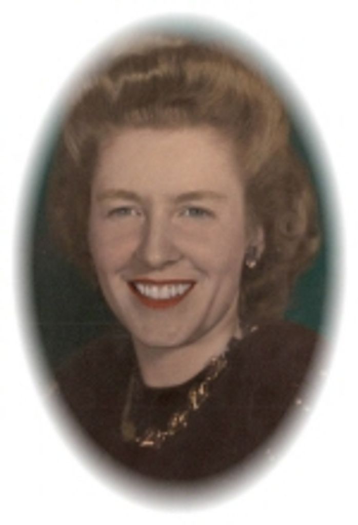 Violet May Connelly Profile Photo