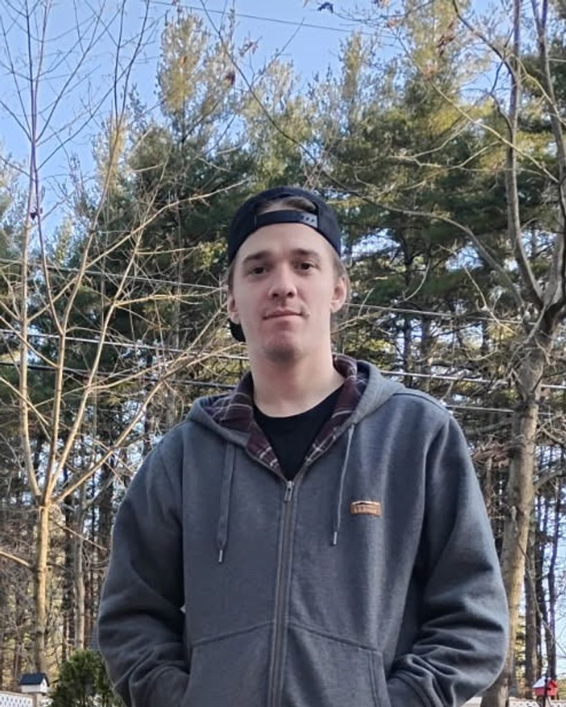 Nicholas Salois Allen Profile Photo