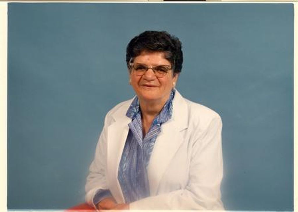 Evelyn  L. Notary
