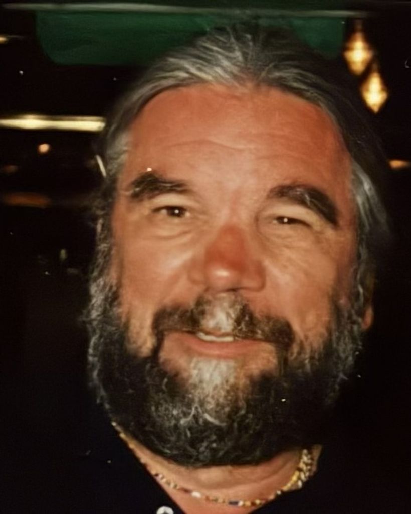 Dennis Maklari