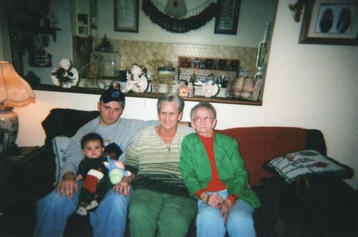 Brenda (Akin)  Luttrell photo gallery thumbnail 40 of 50