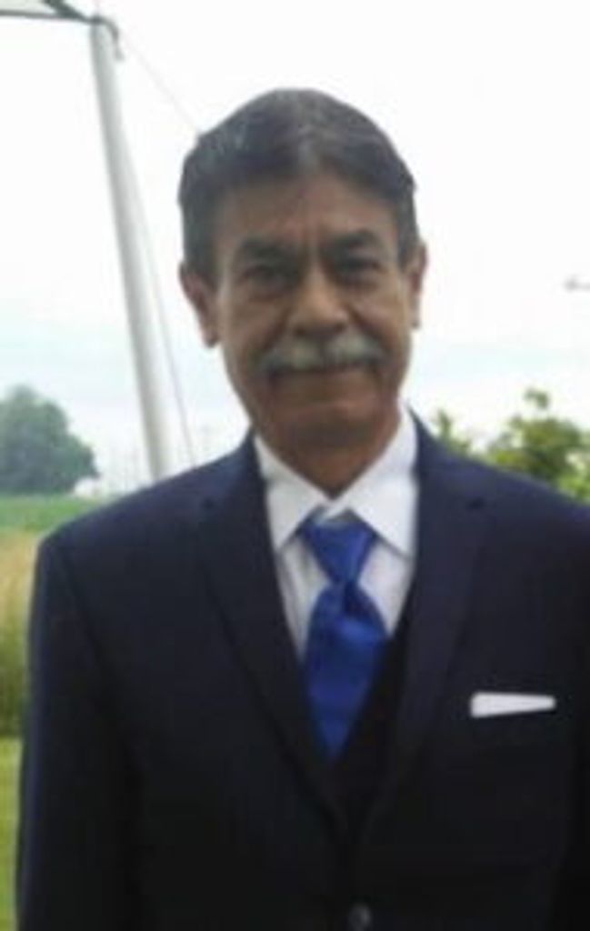 Mario Lionel Romero