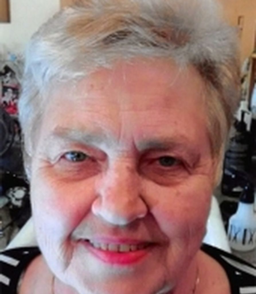 Helga Beutel Profile Photo