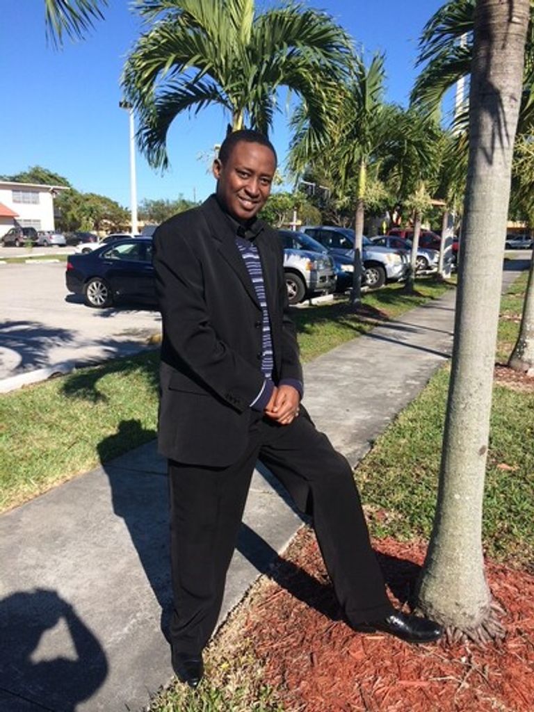 Mr. Vaughn Saunders Profile Photo