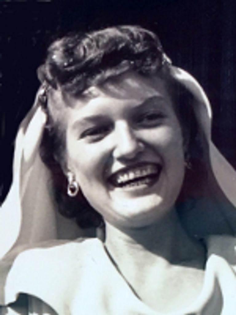 Alfreda “Fritzie” R. Zvonek, Nee Gecielewski