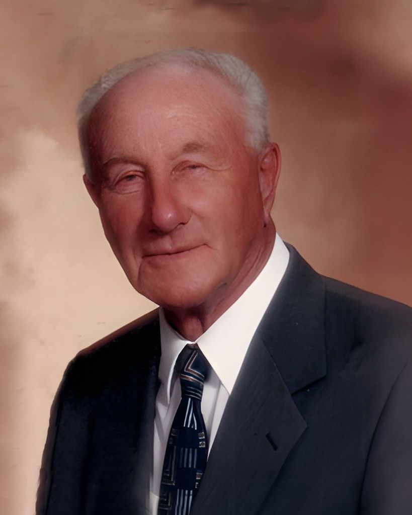 William Grotluschen Profile Photo