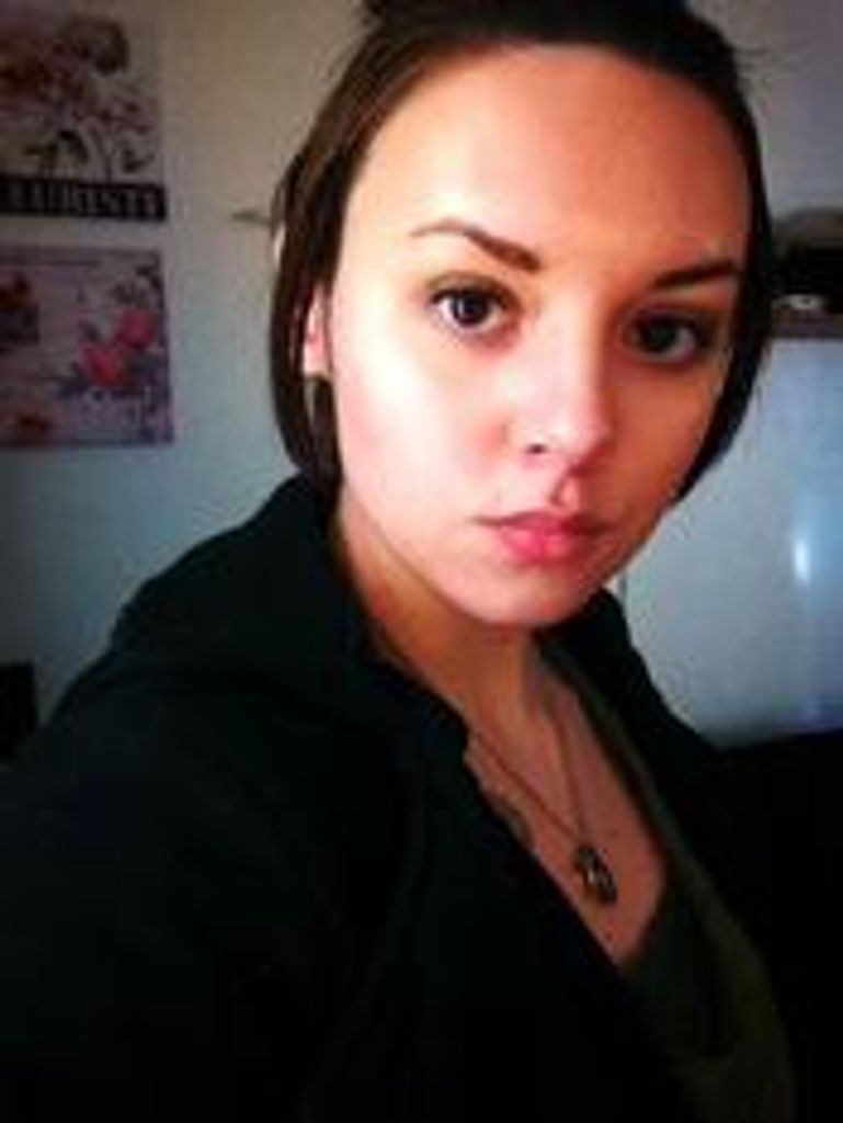 Caitlyn Lee Taylor "Hanwi" (Sioux Moon Goddess)