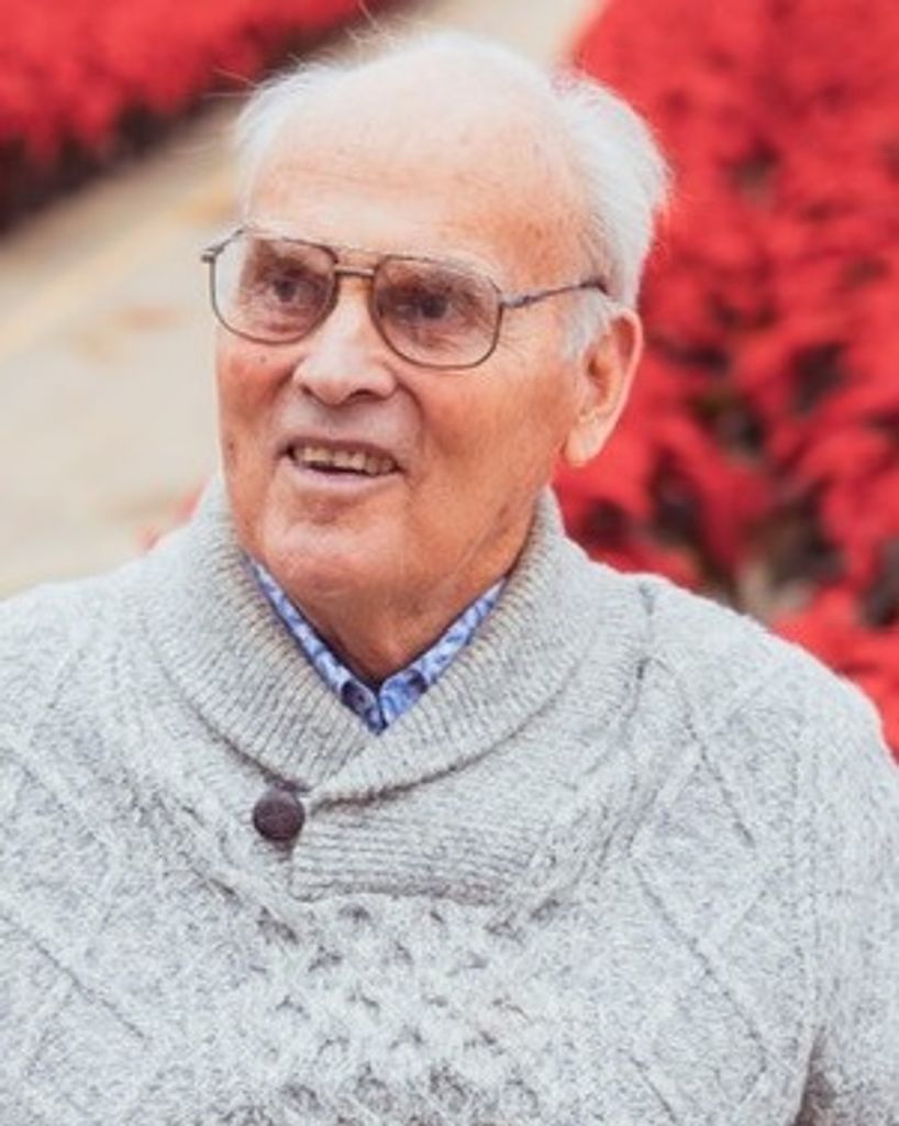 Oliver Pinter Profile Photo
