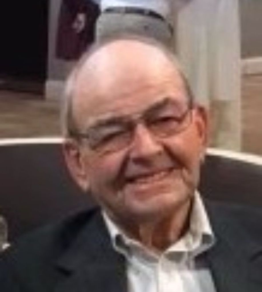 Robert "Bud" E.  Kaminke