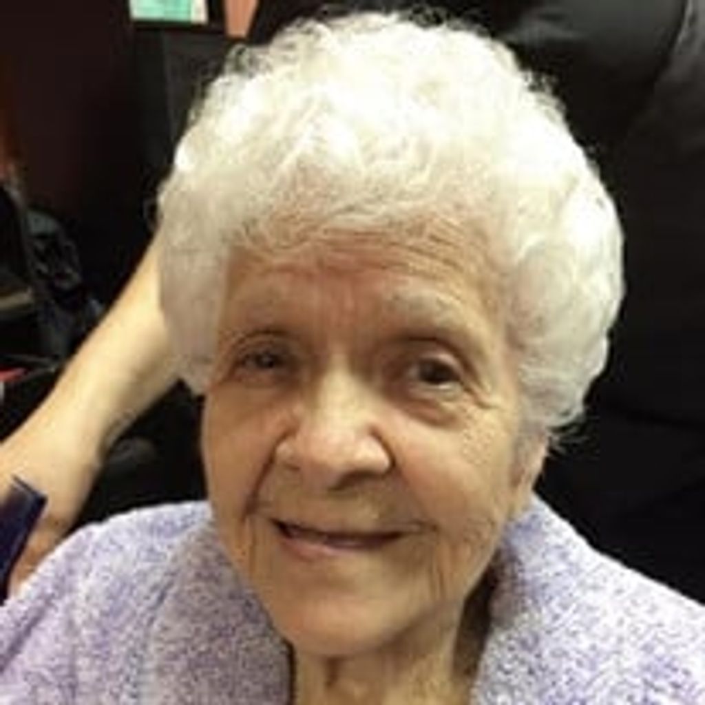 Esther Aguilar