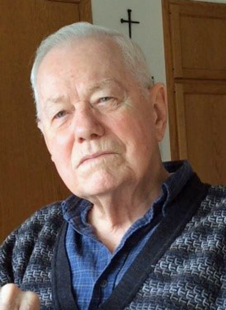 Rueben (Dick) J. Schwantes Profile Photo