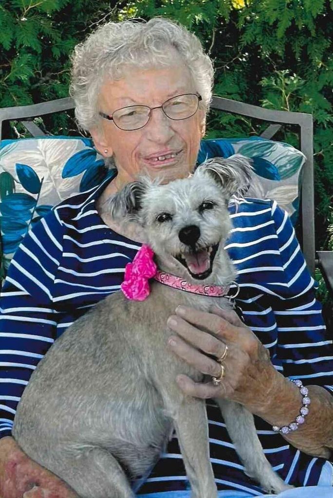 Joyce Klinge Profile Photo