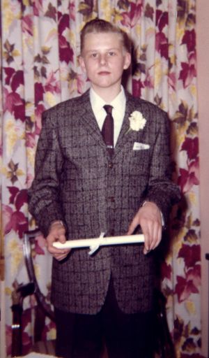 Alan Scholten photo gallery thumbnail 16 of 40
