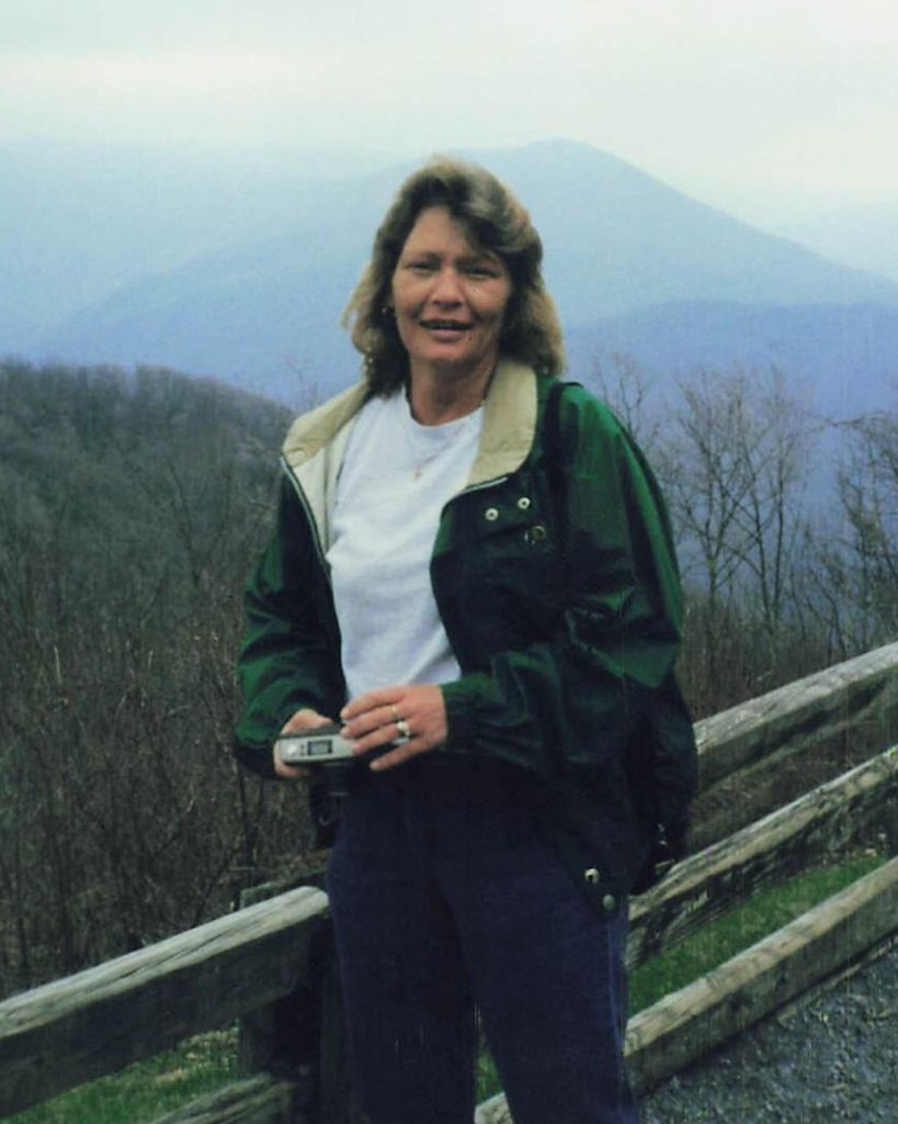 Scarlett Elaine White