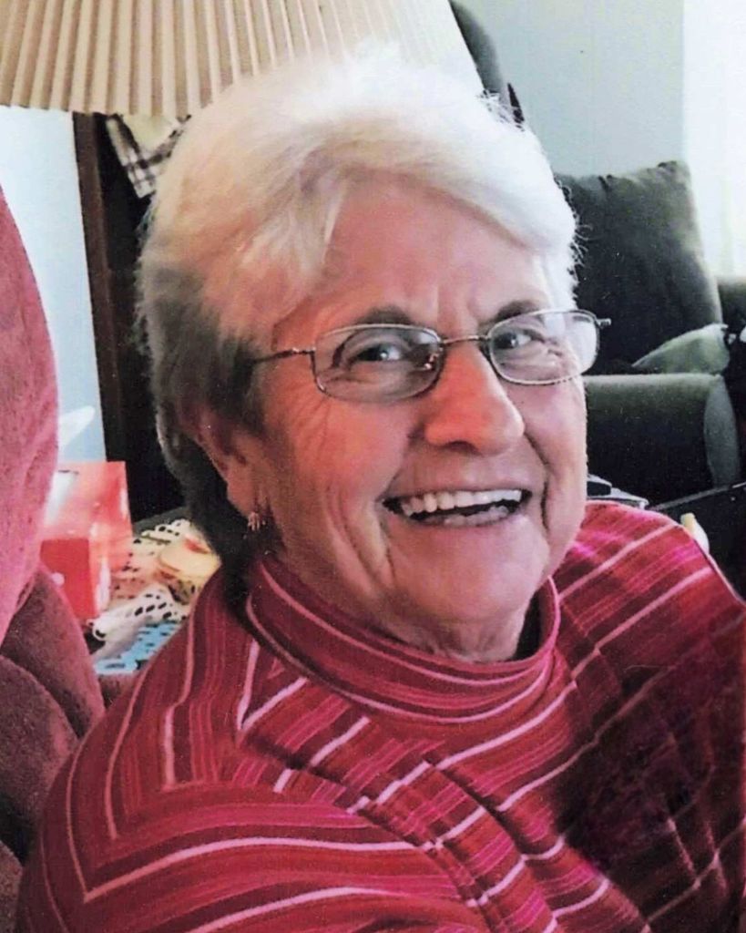 Etheleen Holt