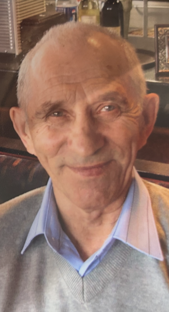 Piotr Muzichko Profile Photo