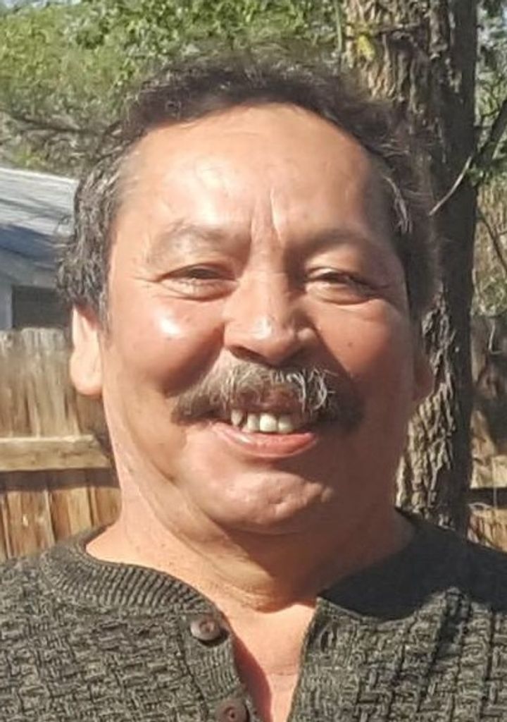 Roger Sigala Profile Photo