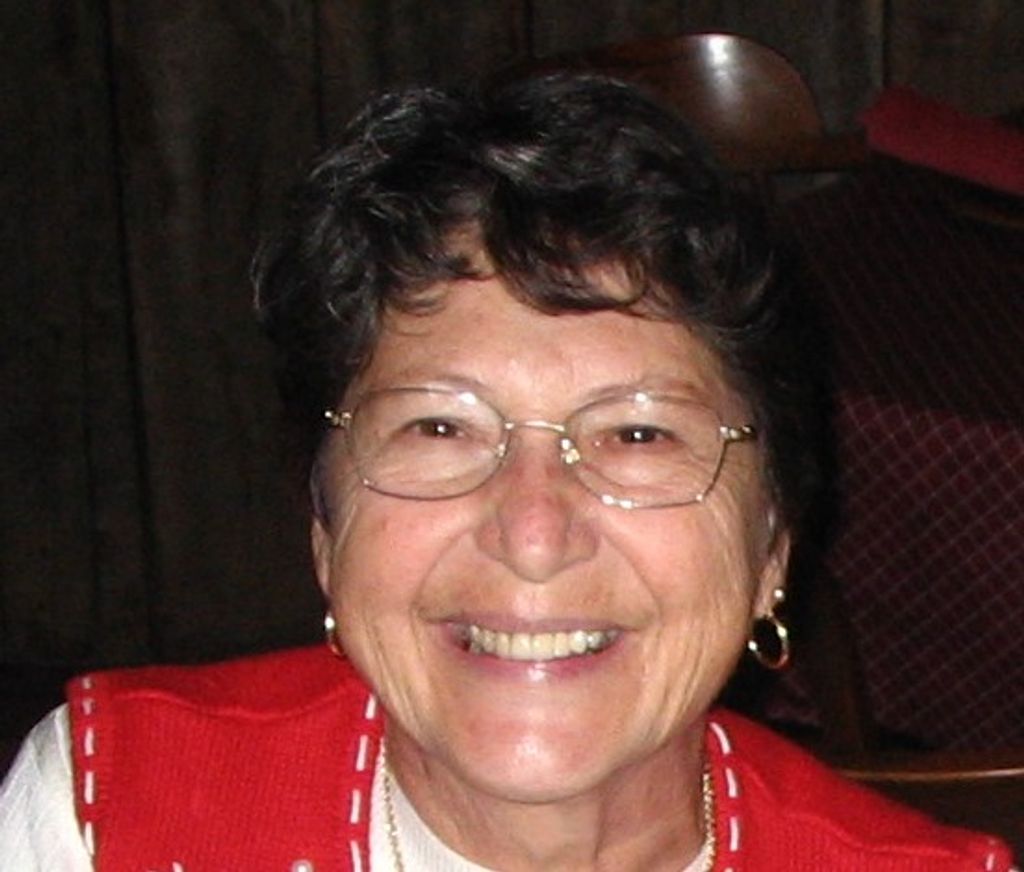 Colleen Pearl (Genson)  Doren Profile Photo