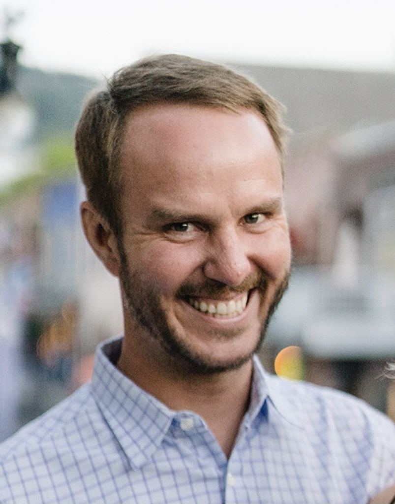 Simon C. Larson Profile Photo