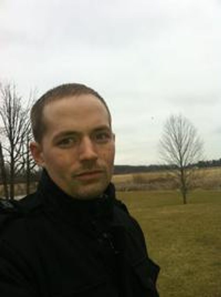 Dustin Lee Elshire Profile Photo