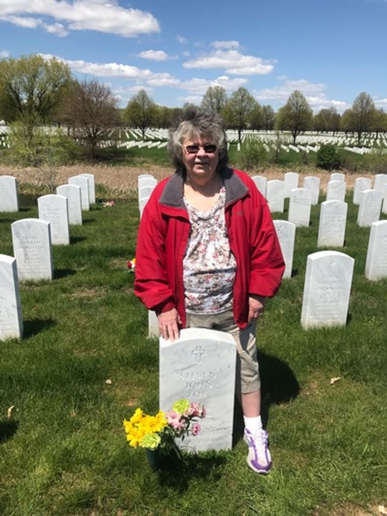 Linda Eilene Fox Profile Photo