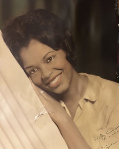 Joyce Darby Davis's obituary image