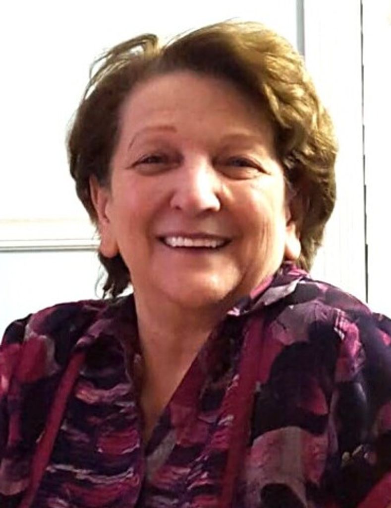 Nada J. (Elliott) Riley