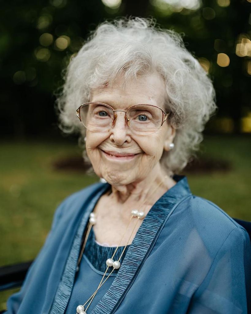 Arlene Lantvit, Nee Bettin Profile Photo