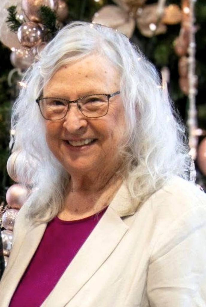Floree Gray Nowlin Profile Photo