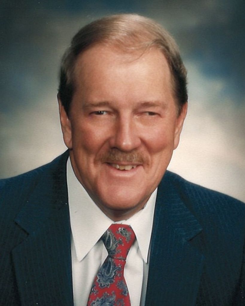 Floyd Clay Robertson Profile Photo