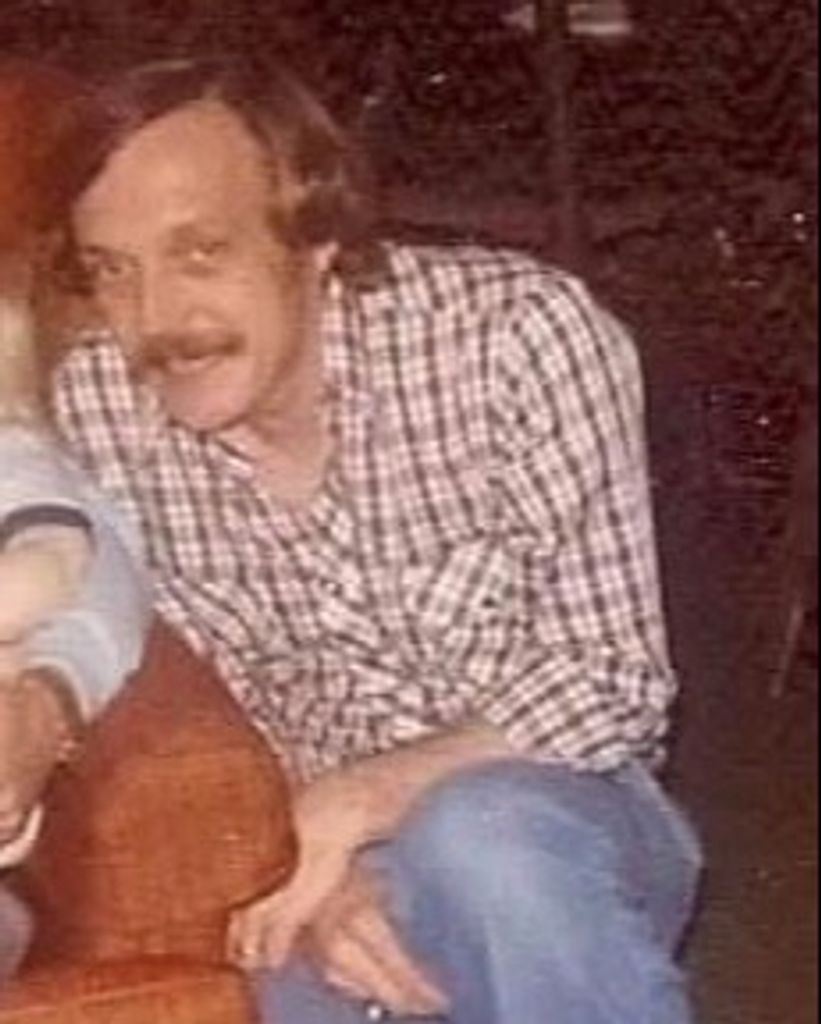 Kenneth "Kenny" Robert Woodling