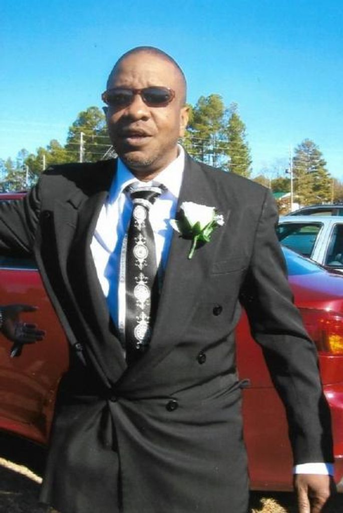 Elliott Adams, Jr. Profile Photo