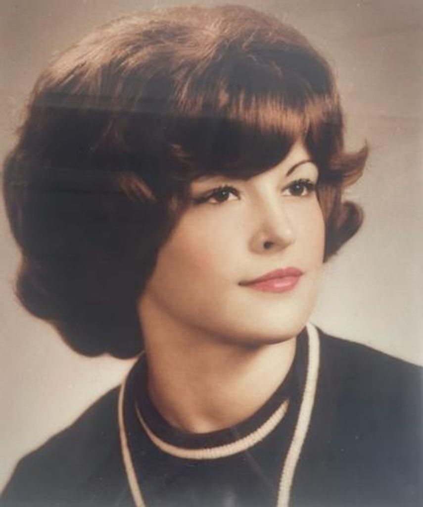 Mary Lou Suzzie Kenzakoski Profile Photo