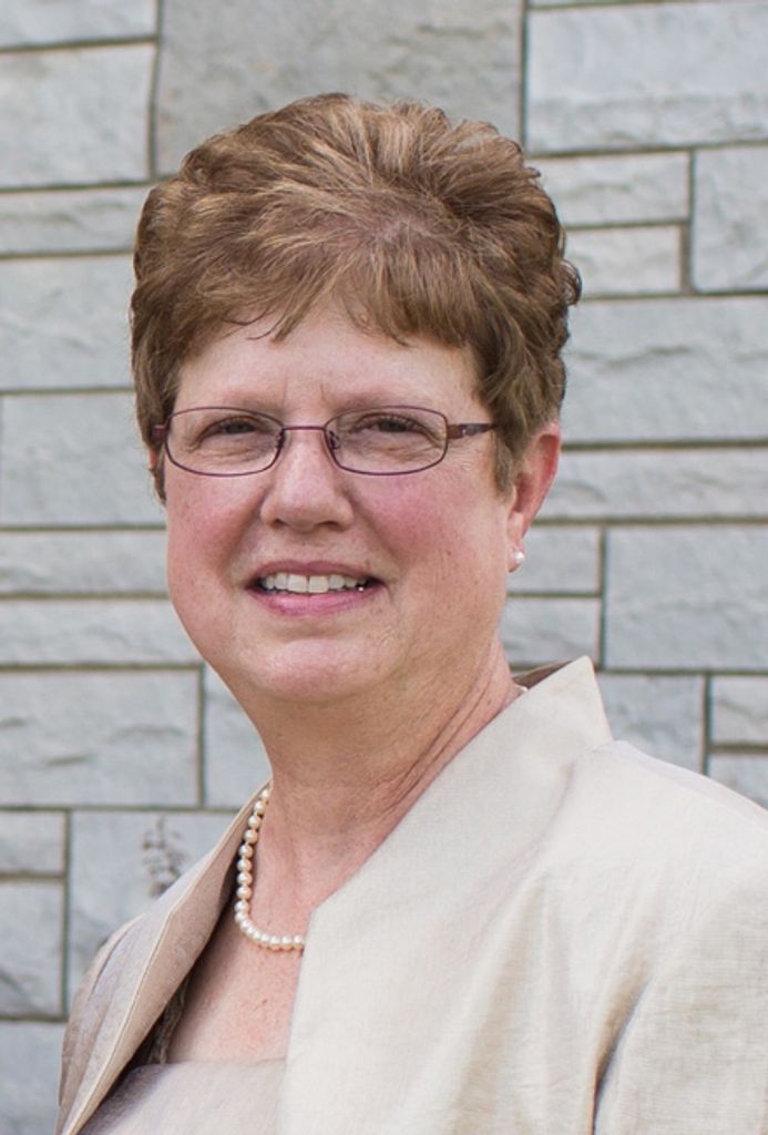 Cheryl M Bradt (Niedermeier)