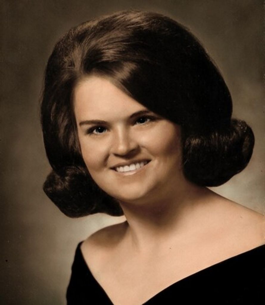 Carolyn Rowe Profile Photo