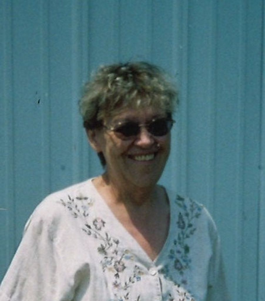 Linda Lou (Farnsworth)  Downing