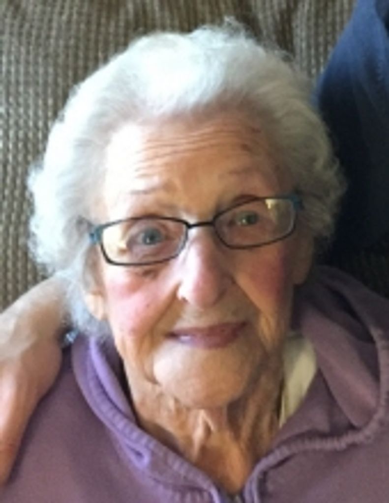 Phyllis  May Hoss
