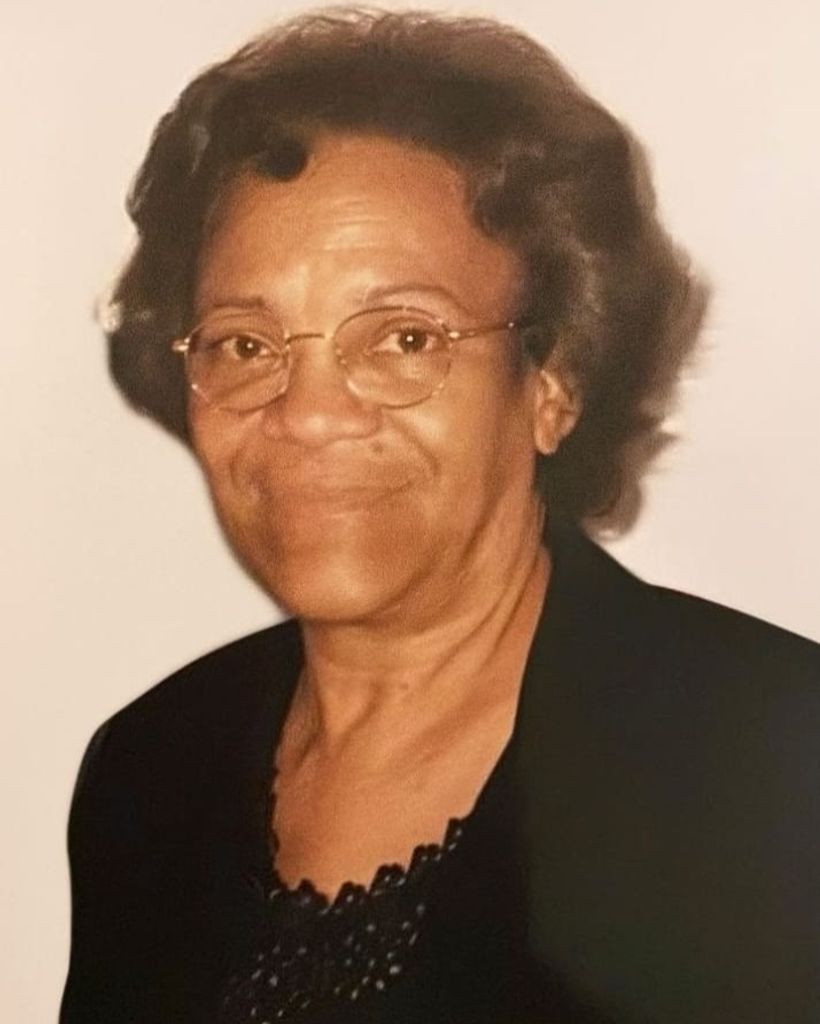 Elma Carvajal