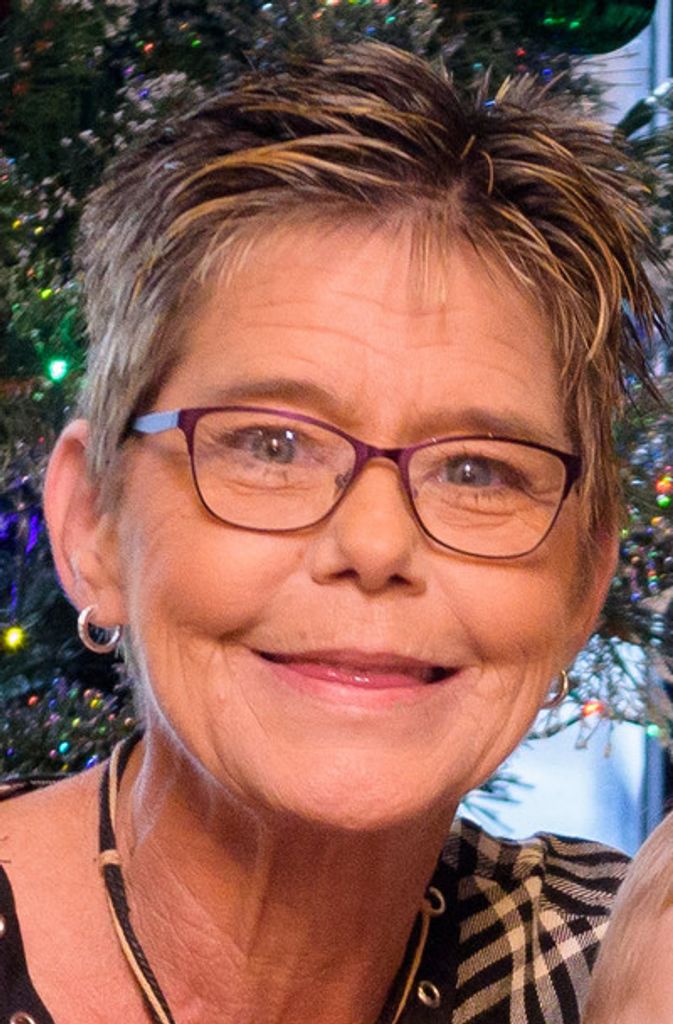 Kim M. Willard Profile Photo