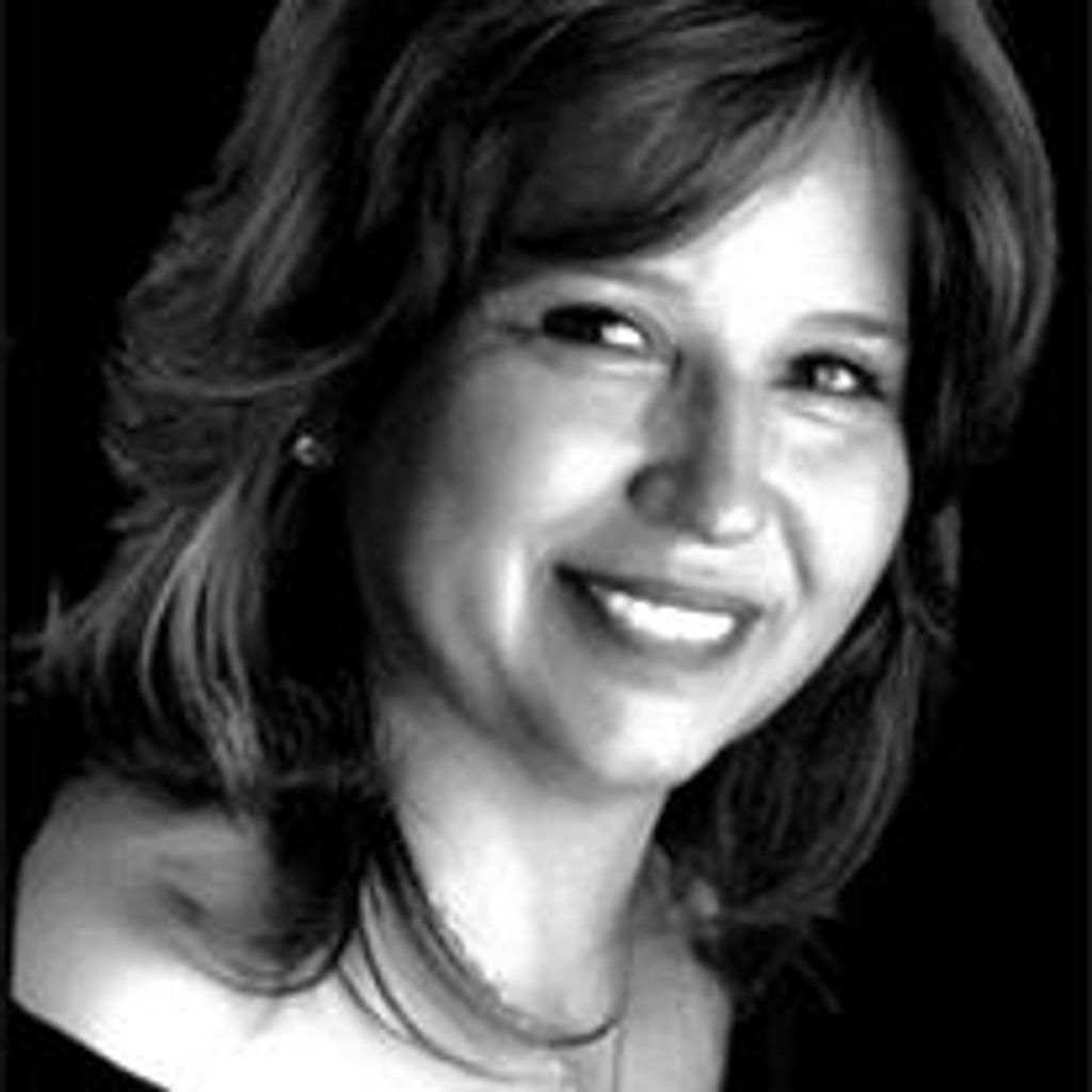 Margaret Maes Alvarez