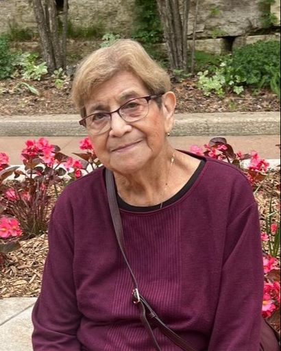 Margarita Zuniga Laabs's obituary image