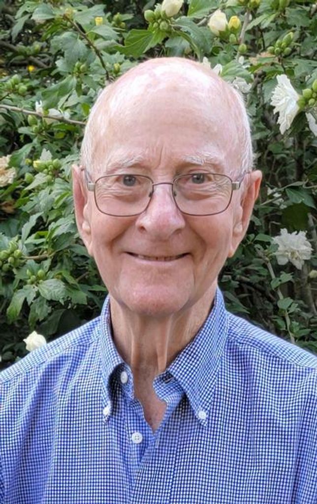 Kenneth Helms Profile Photo