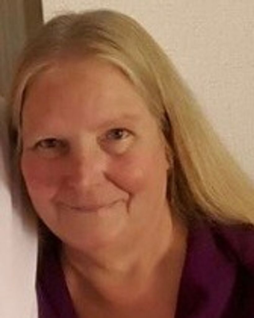 Sarah Jan Daughtrey Guest