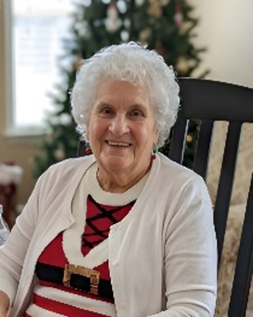 Ella Davis Profile Photo