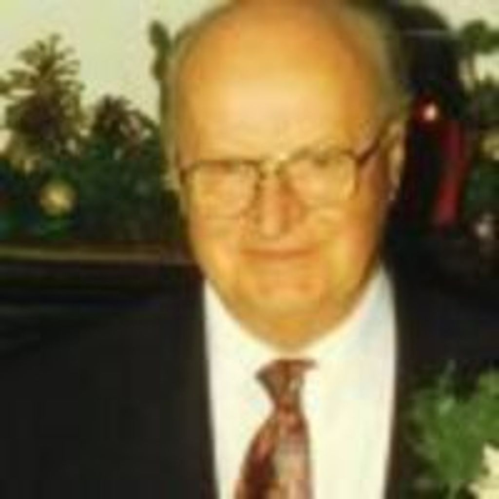 Hillary James "Hy" O'Neill