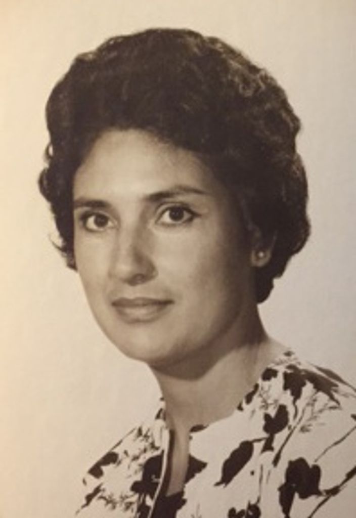 Gloria Mae Nicoletti