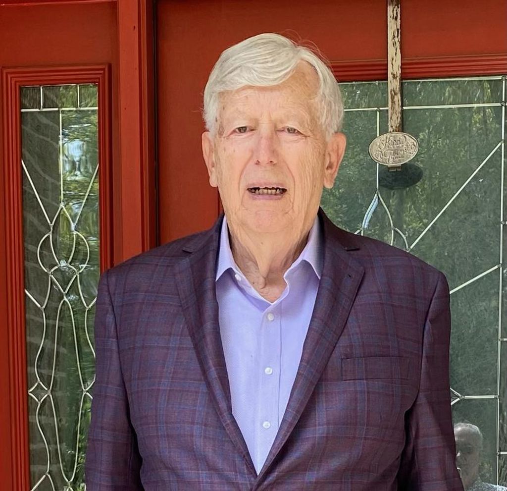 Lawrence Robert Kenyon Profile Photo
