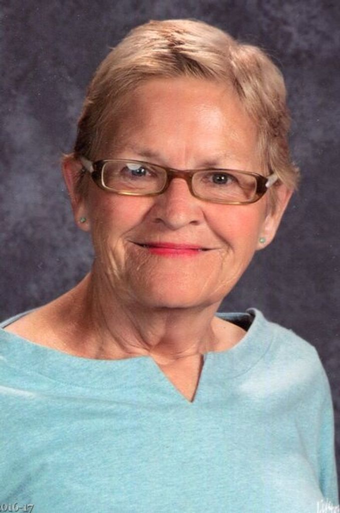 Claire Wynn Exner Profile Photo